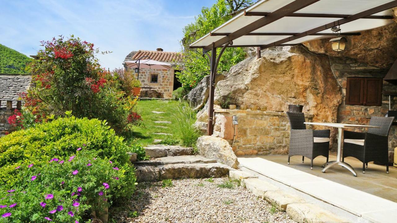 Le Colombier Saint-Veran La Roque-Sainte-Marguerite Eksteriør billede
